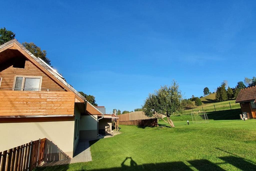 Eden Guest House Brezno Luaran gambar